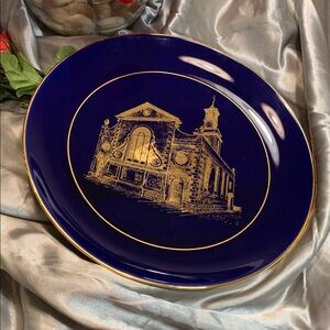 🌹VINTAGE RARE Blue and Gold Trim Decorative Church Accent Plate
